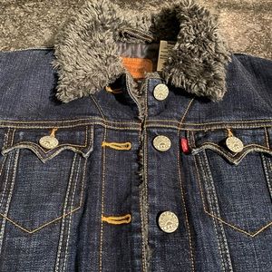 Levi’s premium Jacket destroyed jeans